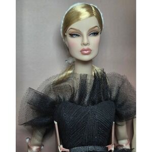 Integrity Toys-Fashion Royalty "Secret Garden" Eugenia Perrin-Frost 91439 NIB